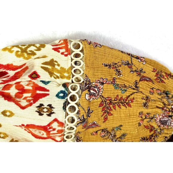 Farmers Market Blouse Women's L Pull Over Crochet Lace and Metallic Gold Y2K - Picture 6 of 11